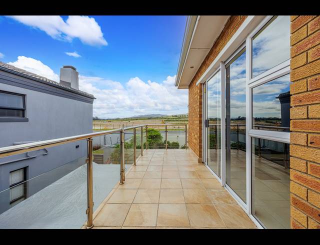 6 BEDROOM HOUSE FOR SALE IN ROUXVILLE